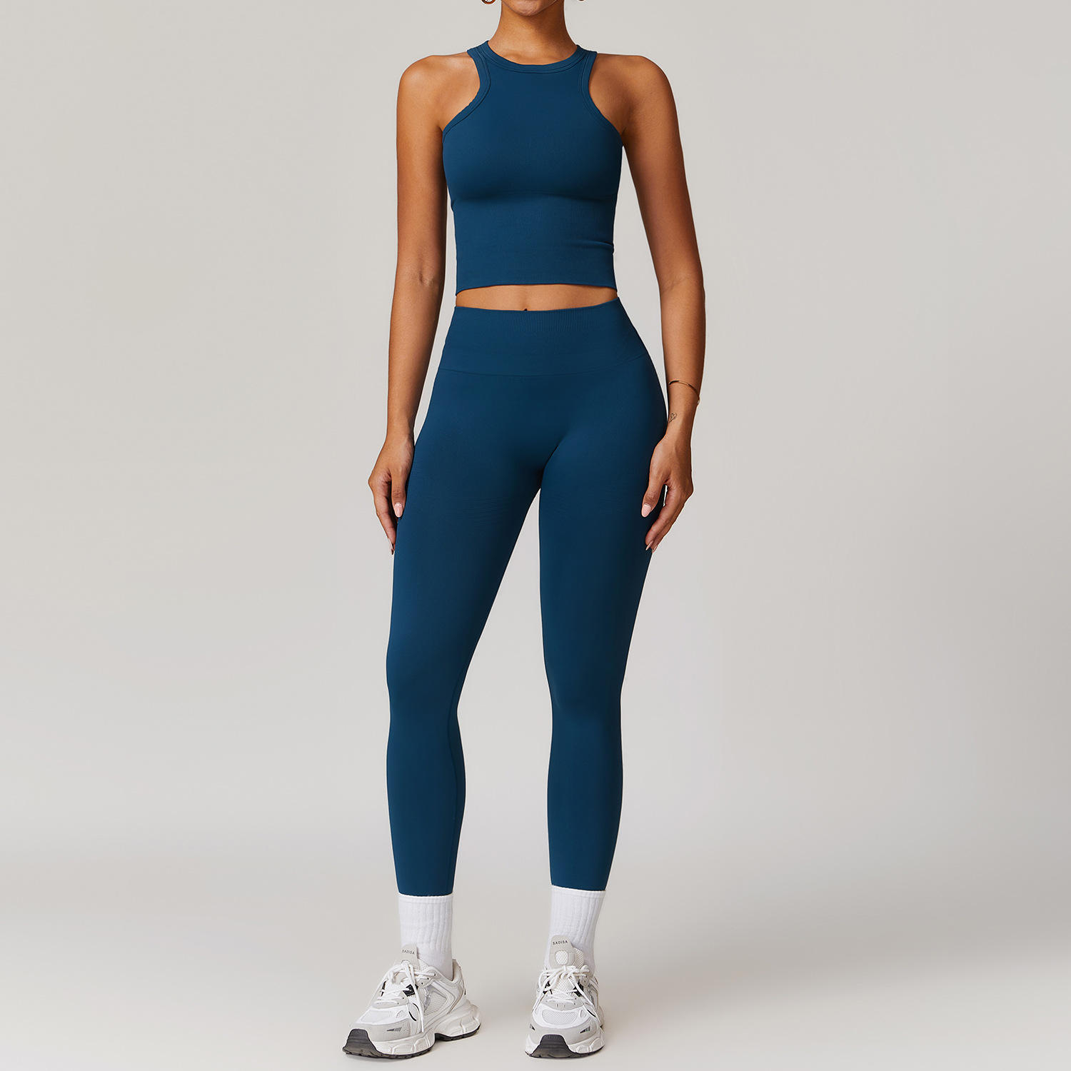 Quick Dry Form Fitting Athletic Jumpsuit Crew Neck Backless Cutout Fitness Bodysuit Yoga Suit for Training Sessions Sexy Suit